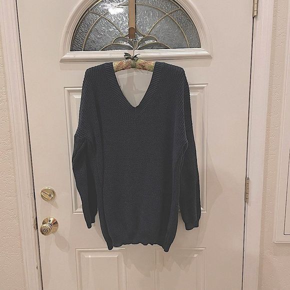 Miracle Women's Dark Green Long Sleeve Oversized Sweater Top Size M/L NWOT - Picture 1 of 12